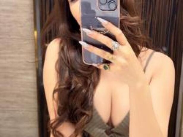 WOMEN SEEKING MEN Call WhatsApp 9953987712.Independent Call Girls In G