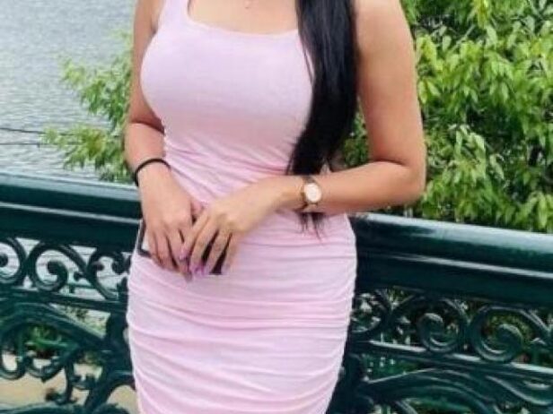 WOMEN SEEKING MEN Call WhatsApp 9953987712.Independent Call Girls In G