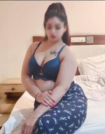 Call girls in Shahdara, Delhi 8800410550 Escorts service