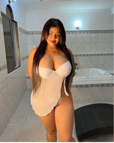 Call Girls In Netaji Nagar 9711233777