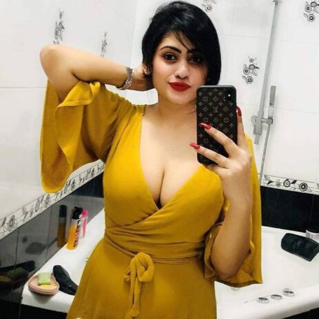 Hot Call Girls in Gyan Khand 1 Ghaziabad