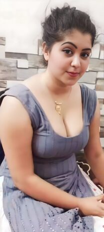 Hot aunty service available boobs body sex