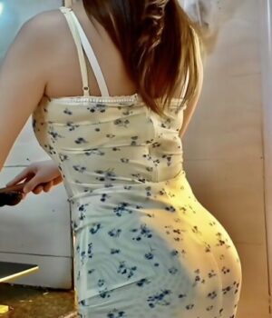 Very-Popular-Bahria-Town-Escorts-Service-923216999977-500×583-1