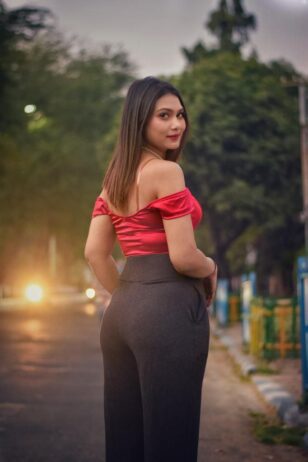 (Call↠Girls) Near By Blue Bell Hotel Greater Noida )꧁❤ +91–9818099198❤꧂in Delhi Ncr