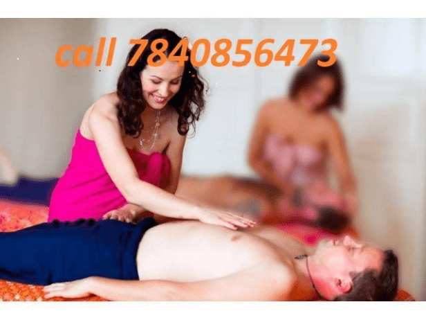 call girls in chankyapuri delhi 7840856473 make a unorgetable night