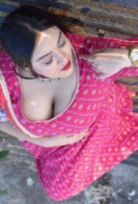 Low Call Girls In Laxmi Nagar ❤️8860477959 Escorts Service In 24/7 Delhi NCR