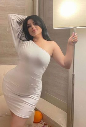 Young Call Girl In Connaught Place The Park Hotel Call  9958277782