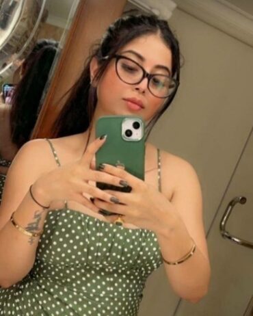 CALL GIRLS IN DELHI Laxmibai Nagar꧁❤ 7042104524 ❤꧂ESCORTS SERVICE