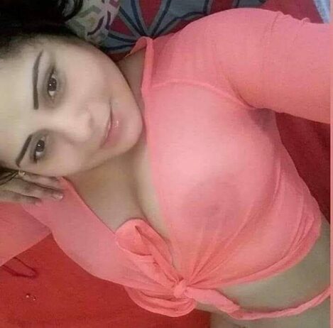 Call Girls In Shakurpur Pay To Girl in Hotel Room 9958626694