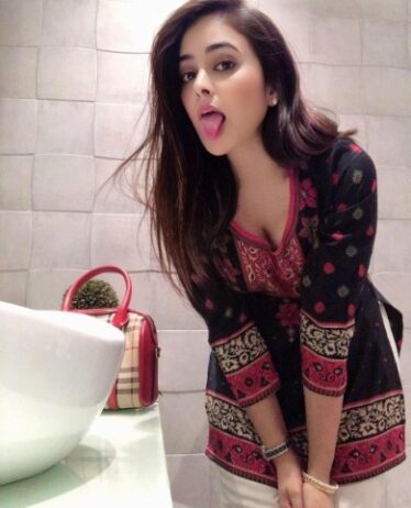 Call Girls In Majnu Ka Tilla Delhi 9711911712 Mt Escort Service✔