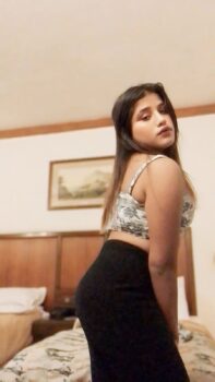 zara-khan-indian-escort-in-new-delhi-9733536_original-1