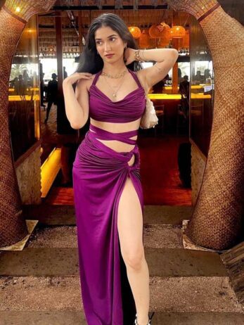 Bandra Escorts@Reshmi 9004554577@ Bandra Call Girls Services || Mumbai Airport Escorts