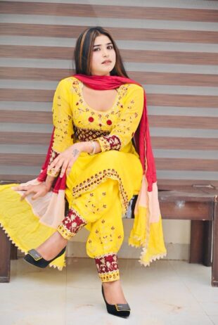 Call Girls In Indraprastha ☎ 726184°7624 Surat Call Girls