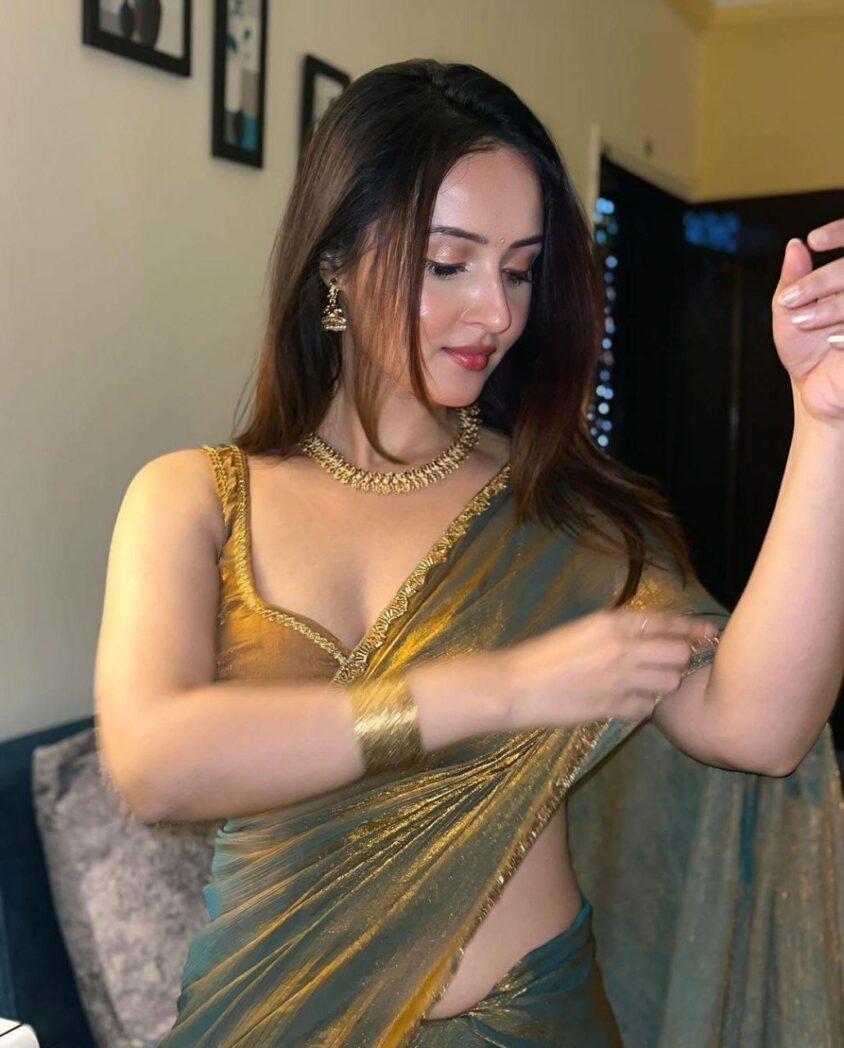 Best Call Girls In Connaught Place ☎ 9870522265 @5 Star Hotels Delhi Escorts Service 24/7 Hrs