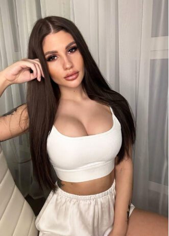 Call Girls In Noida — (9958659377) ╬Delhi