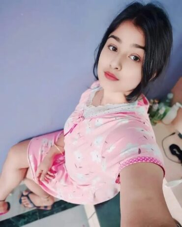 Delhi sexy call girl service available 6202573374 in