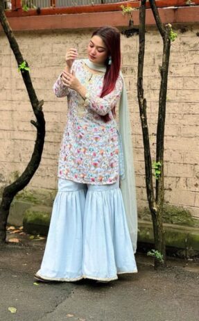 GENUINE ESCORT SERVICE IN DELHI 8448014321 GENUINE INDEPDENT DOORS STEPS SERVICES xxx44