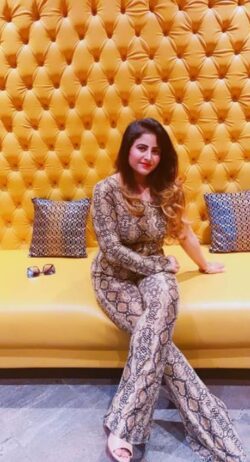 GENUINE ESCORT SERVICE IN DELHI 8448014321 GENUINE INDEPDENT DOORS STEPS SERVICES xxx32