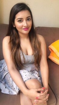 Bollywood-Actress-Models-Escorts-in-India-Dubai-London-Paris-New-York-22