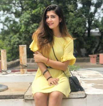 Bollywood-Actress-Models-Escorts-in-India-Dubai-London-Paris-New-York-39