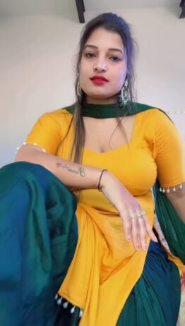 college girl with fingaring and voice ke sath available 24