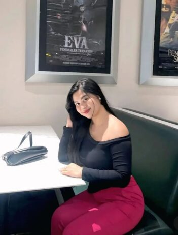 Surat ❤CALL GIRL 8744892228 ❤CALL GIRLS IN ESCORT SERVICE❤CALL GIRL Indien