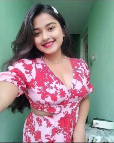 Greter noida top model college call girl service available 6202573374 in