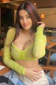 Call Girl (Delhi) Lajpat Nagar 92113-96314 Escorts Service