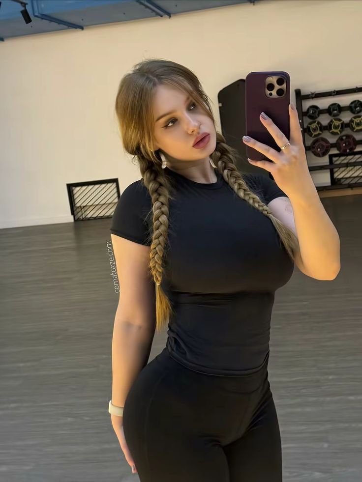 Book Low Rate Top Young Call Girls in Nehru Place Delhi 9953906436