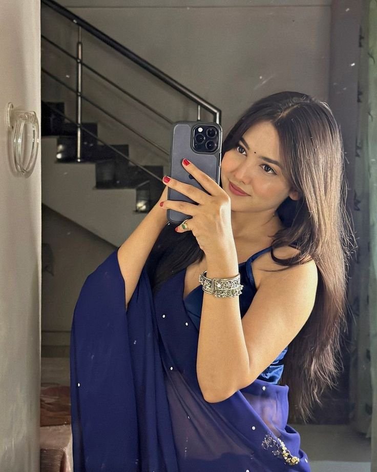 Call Girls In Mandi House 9711014705 Escort Service