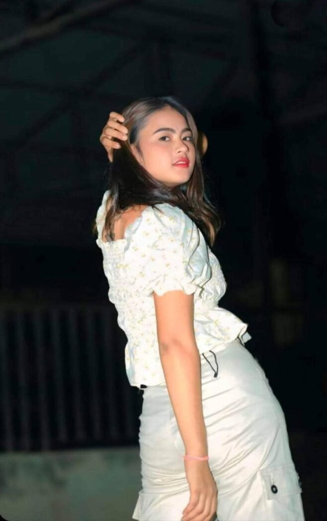 Call Girls in Inderlok 9999833992 Delhi …